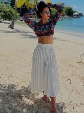 Women’s White Pleated Midi Skirt